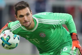 米乐体育娱乐-阿尔帕奇诺宣布重组阵容，寻求保级希望的简单介绍